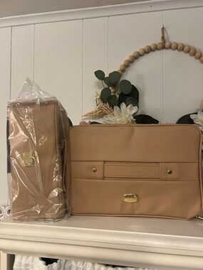 Joy Mangano 2 piece set-Tan jewelry case and roll- up  cosmetic or jewelry bag